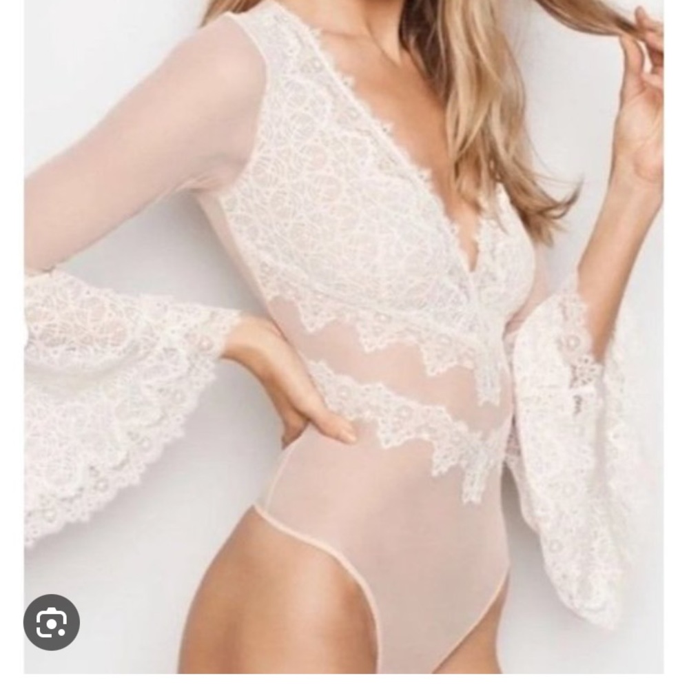 Victoria's Secret Lace Sheer Long Sleeve Bodysuit in Blush